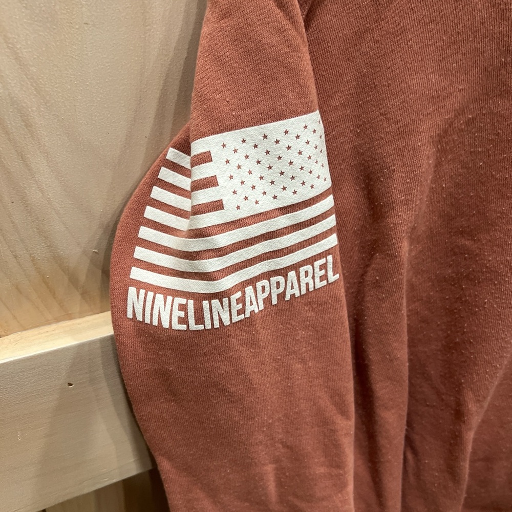 Nine line light pink hoodie - Picture 3 of 3